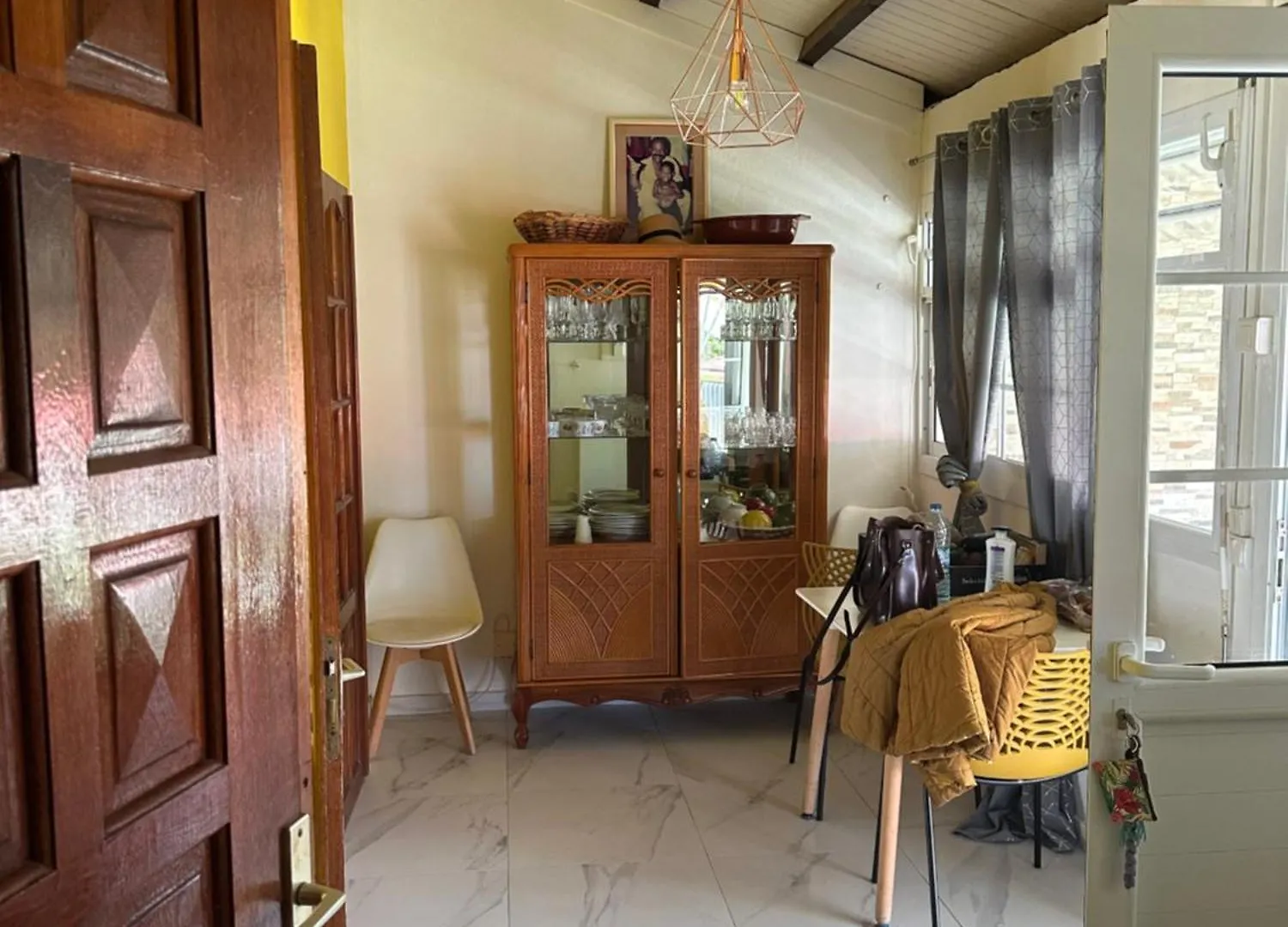 Jolie Maison Saisonniere En Guadeloupe De 160M2 Disposant De 4 Chambres 2 Toilettes Une Grande Veranda Et Terrasse Vieux-Fort 0*,  Guadeloupe
